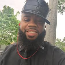 Who was taking pics at brawl? Vid for attention