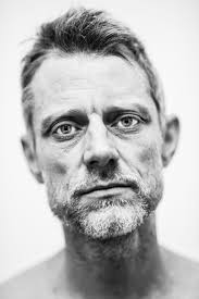 de lage landen Drie puntjes verwondering. Het veelzijdige werk van Benjamin  Verdonck