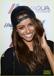 Ashley Greene & Hailee Steinfeld: Bruno Mars Concert Cuties!: Photo 2918486 