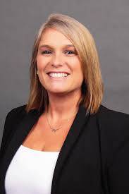 Community gathers for Memorial Day service