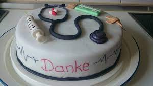 torte fur die station im krankenhaus kuchen backen geburtstagstorte