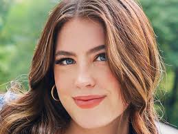 Media Kit an Influencer Used to Get Deals With Amazon, Tinder, TikTok