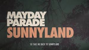 G and i'll be here by the ocean just waiting for proof that there's c sunsets and silhouette dreams d/f# em all my sand castles fall. Mayday Parade Sunnyland Chords Chordify