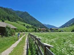 Maybe you would like to learn more about one of these? Steinhaus Im Ahrntal