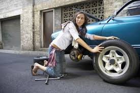 How To Use A Tire Machine