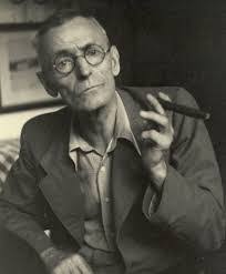 Lennox Chase's Instagram, Twitter & Facebook