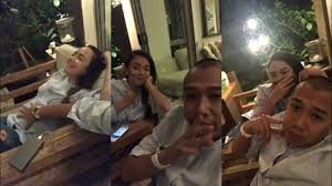 Nora danish hamil 3 bulan, nedim paling gembira. Seronok Nedim Usap Perut Nora Danish Baby Bump Dah Besar Youtube