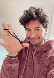 That’s a fail for me 😒 #hairtiechallenge #peekaboo #elastictrick