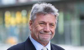 Neil Wallis found not guilty of masterminding NoW phone hacking