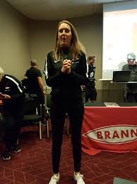 Styret og daglig leder vibeke johannesen i sportsklubben brann er etter en grundig evaluering og prosess blitt enige om at johannesen går av . Vibeke Johannesen Brann Bataljon Ost Bbo