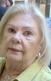 Etta Mcdowell's Instagram, Twitter & Facebook