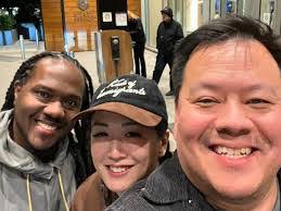 Dominique Gillard's Instagram, Twitter & Facebook