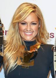 Helene fischer ist mit blonder mähne bekannt. Bob Frisuren Helene Fischer Bob Frisuren Bilder Bob Frisur Helene Fischer Bob Frisur Frisuren