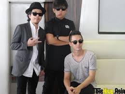 Lyricsdon't want much, i just want everythingthought that i could, do almost anythingone step in front of the otherthought that i could do it alonein the. Bunkface Marks 10th Year With A Concert