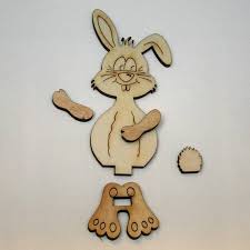 Holzhasen In Verschiedenen Grossen Basteln Mit Holz Zu Ostern Und Im Fruhling