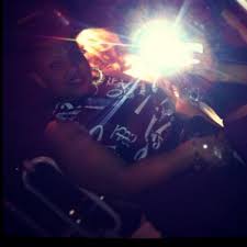 Ebony Ricketts (@ebrickettsxo)