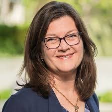 Sue Mcallister's Instagram, Twitter & Facebook