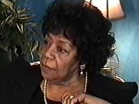 Mary Ragland's Instagram, Twitter & Facebook