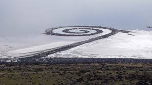 Environmental art is a range of artistic practices encompassing both historical approaches to nature in art and more recent ecological and politically motivated types of works. Land Art Wikipedia