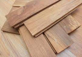 Dengan bahan kayu solid tentu lantai kayu terbagi menjadi beberapa jenis , tergantung dari bahan dasar kayu dan fungsinya. Kelebihan Dan Kekurangan Lantai Kayu Untuk Ruangan Rumahlia Com
