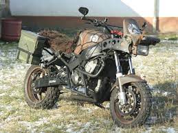 Weitere ideen zu autos und motorräder, motorrad, autos. Mad Max Cbr 900 Xr By Switsh Customs Logo Www Oleck Net It S A Motorcycle License Streetbike From 1994 Make Honda Model Cbr 900 Rr Rebuild 2016 Description Mutation Vom Superbike Zum Offroader Die Mad Max Edition Fur