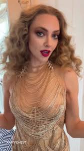 Amanda Seyfried Big Tits Nipples - Fappenist