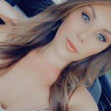 Danielle Wasson's Instagram, Twitter & Facebook