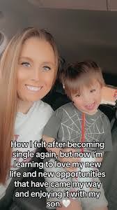 Anna Alvey's Instagram, Twitter & Facebook