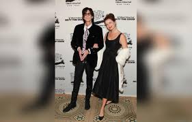 On tuesday, the supermodel filed court documents in manhattan surrogate's court, obtained by the new york post. Dead Ric Ocasek Ex Paulina Porizkova Cut From His Will
