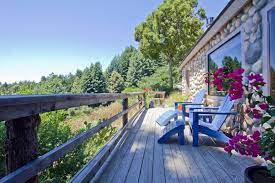 The house itself is large, yet homey.stunning views and sounds of the ocean.gorgeous decks front and back, peaceful gardens and all the amenities one would expect. Santa Cruz Mtns Dragonfly Cottage Cabins For Rent In Corralitos California United States