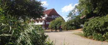 83 qm mit allem auf, was sie für ihren erholsamen urlaub auf der idyllischen insel spiekeroog benötigen. Hotel Spiekeroog Das Insel Hotel Mit Dem Besonderen Charme