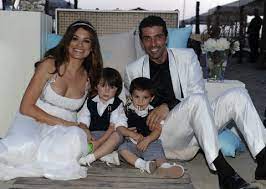 Alena seredova è una donna stupenda e sempre in ottima forma. Gianluigi Buffon Alena Seredova Louis Thomas And David Lee 3 Wedding Dresses Fashion Wedding Sneaker