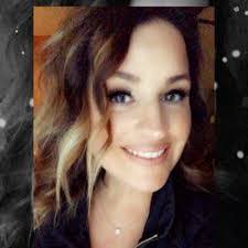 Amy Berkheimer's Instagram, Twitter & Facebook