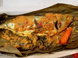 Resep masak ikan layang bumbu kuning. Resep Pepes Ikan Kembung Yang Gurih Sedap Indozone Id