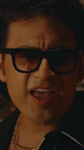 Este fin de semana ya tiene soundtrack y se llama Boujee. 💎🔥 , ¡El nuevo  sencillo de @adriancota que no podemos dejar de escuchar!, ¿Ya le diste  play?, #DoceMilMusic #TheLatinWay