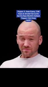 Sean Klaus's Instagram, Twitter & Facebook