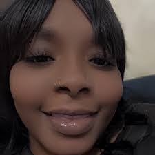 Jazmine Dent's Instagram, Twitter & Facebook