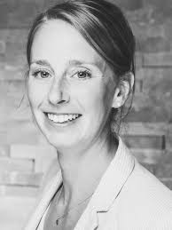 NACHHALTIGKEIT UND INNOVATIONEN VON SPORTSTÄTTEN UND -RÄUMEN