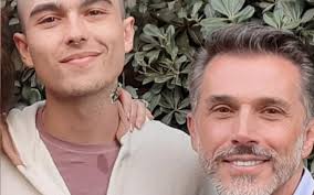 El pasado 2 de febrero, la cuenta de twitter de uggly zorra difundió el video sin censura de sergio. Defiende Sergio Mayer A Su Hijo Tras Polemica Por Rbd Sociales 3 0 Queretaro