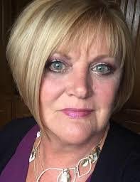 Diane Griffith's Instagram, Twitter & Facebook