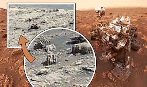 Your friendly neighborhood nasa mars rover. Alien Life On Mars Proof Ancient Alien Technology Found In Nasa Mars Curiosity Photo Weird News Express Co Uk