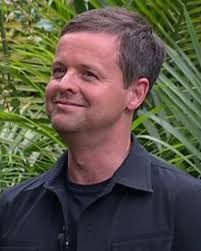 I still think he's absolutely and utterly gorgeous and i will still be his no.1 fan when he's totally bald c;;9 Declan Donnelly I M A Celebrity Host Appears To Sport Darker Hair In New Promo Pics Celebrity News Showbiz Tv Express Co Uk