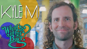 Bobby Moynihan Beefs with Beck and Kyle