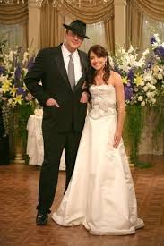 The Most Memorable Tv Wedding Dresses Ranked From Best To Worst Tv Weddings Celebrity Weddings How I Met Your Mother