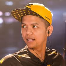 FCHAMPRYAN (Ryan Ramirez)