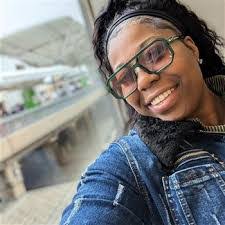 Amber Haag's Instagram, Twitter & Facebook