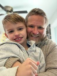 I am thrilled to officially announce that I will be reuniting with director  Lawrence Lesher and my “Annie Wilkes” Alice Kelly Bahlke in a remount of  MISERY, this fall at the San