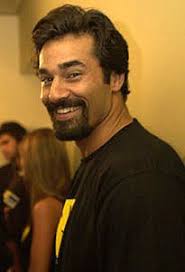 Get all the details on luciano szafir, watch interviews and videos, and see what else bing knows. 13 Luciano Szafir Ideas Middle Eastern Makeup Telenovelas Beardstown