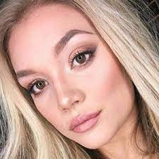 Discover amalia williamson net worth, biography, age, height, dating, wiki. Amalia Williamson Bio Family Trivia Famous Birthdays