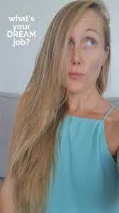 Kerri Kyle's Instagram, Twitter & Facebook